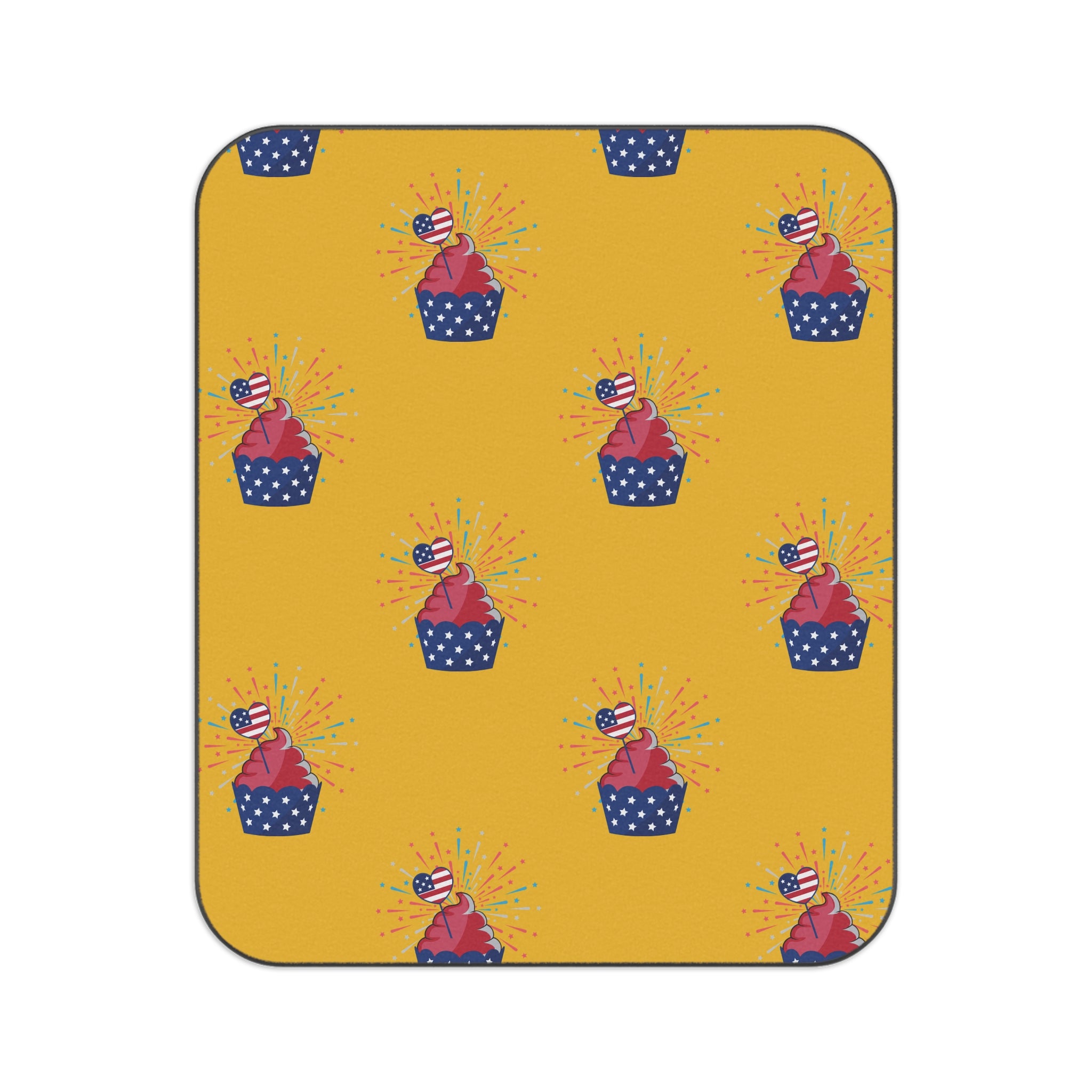 Fourth of July Picnic Blanket – Patriotic Cupcake Pattern Outdoor Blanket
